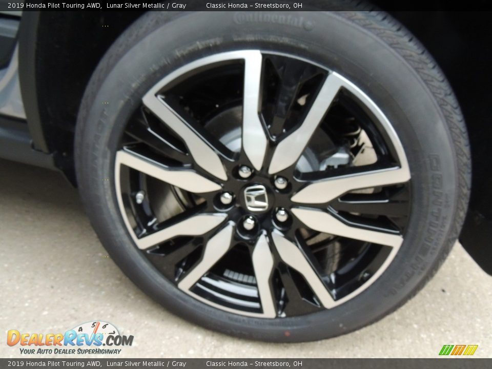 2019 Honda Pilot Touring AWD Lunar Silver Metallic / Gray Photo #14