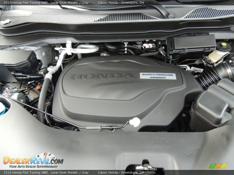 2019 Honda Pilot Touring AWD Lunar Silver Metallic / Gray Photo #15
