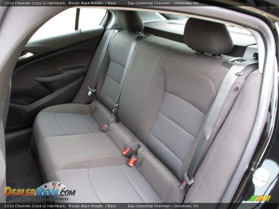 2019 Chevrolet Cruze LS Hatchback Mosaic Black Metallic / Black Photo #8
