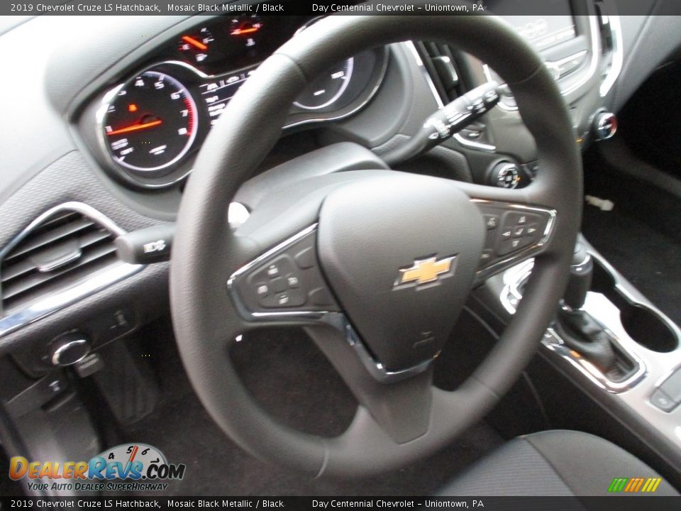 2019 Chevrolet Cruze LS Hatchback Mosaic Black Metallic / Black Photo #9