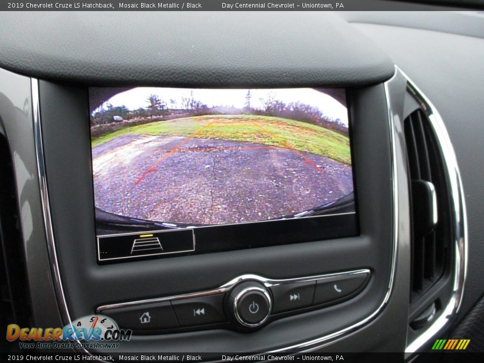2019 Chevrolet Cruze LS Hatchback Mosaic Black Metallic / Black Photo #12