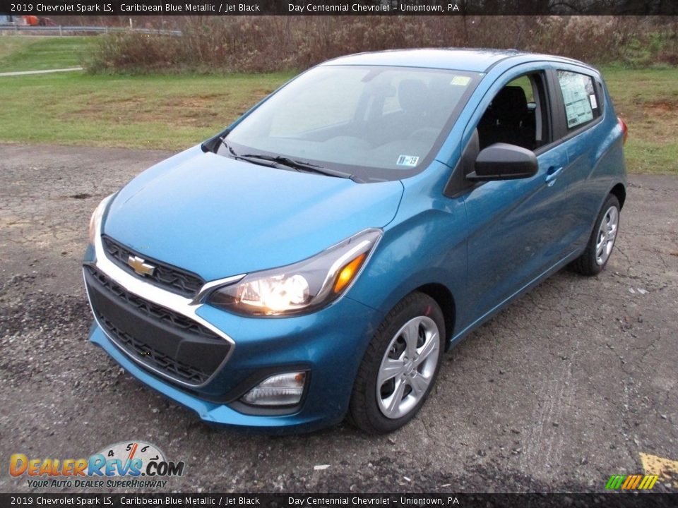 Front 3/4 View of 2019 Chevrolet Spark LS Photo #4