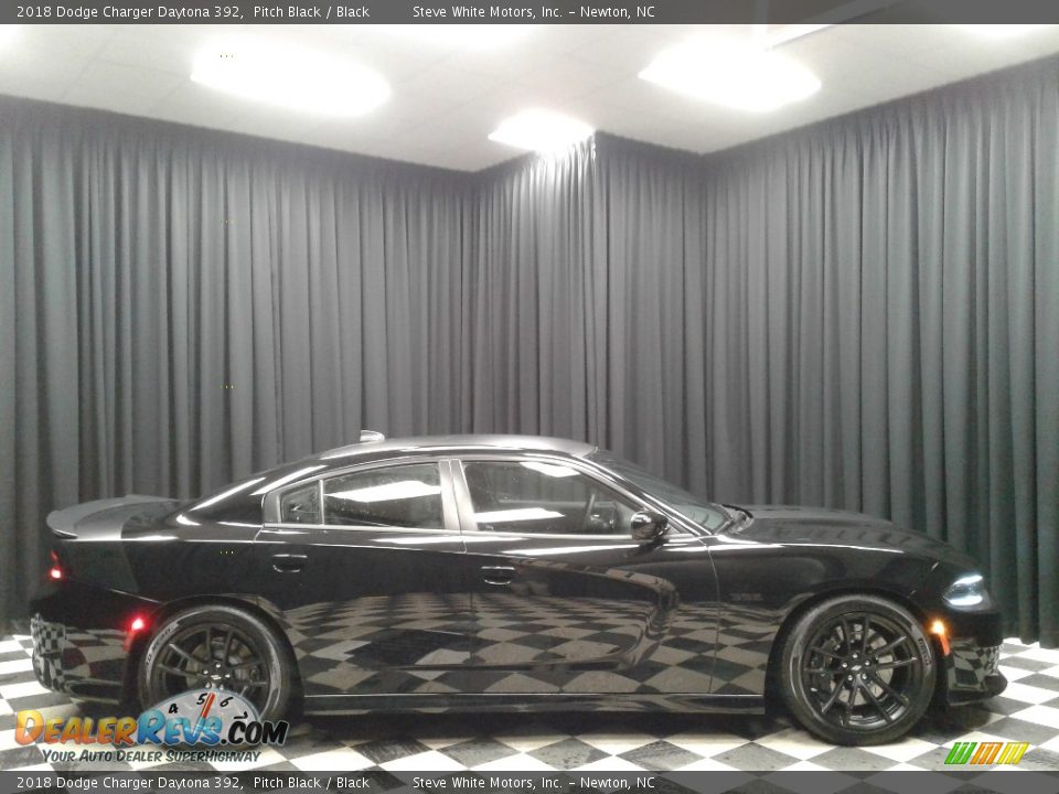 2018 Dodge Charger Daytona 392 Pitch Black / Black Photo #5