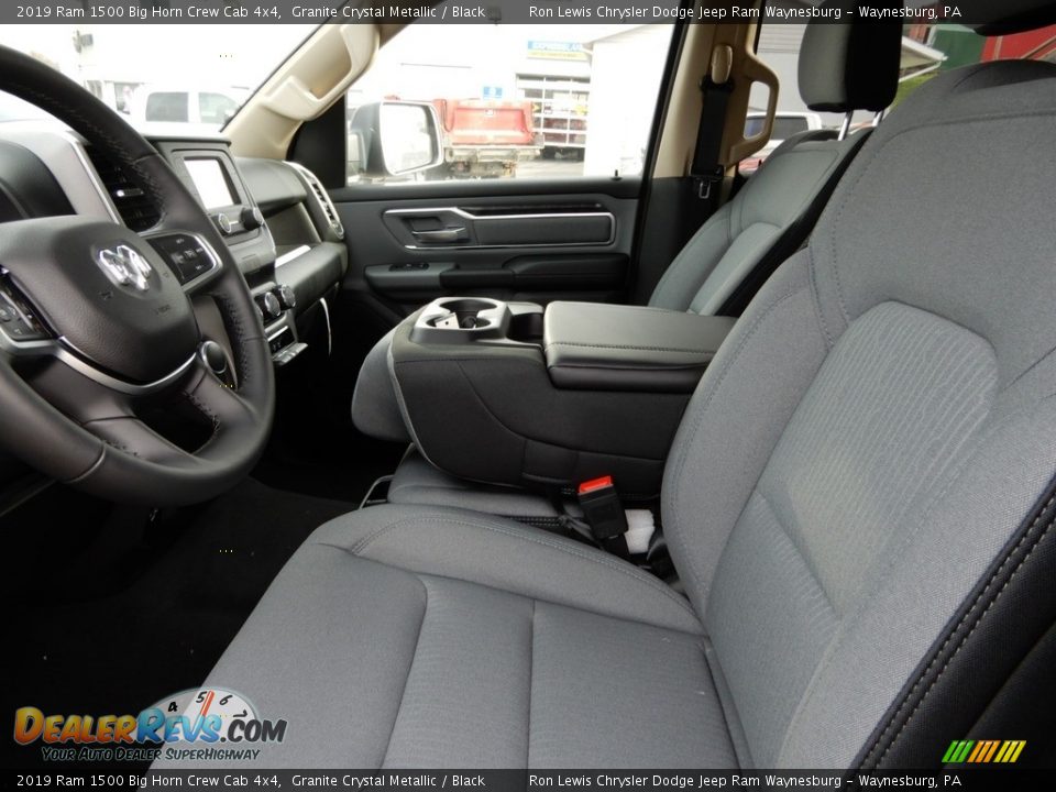 2019 Ram 1500 Big Horn Crew Cab 4x4 Granite Crystal Metallic / Black Photo #10