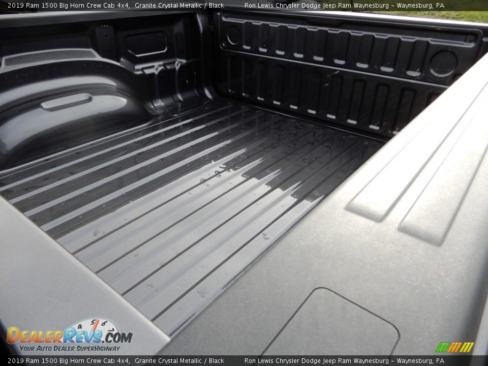 2019 Ram 1500 Big Horn Crew Cab 4x4 Granite Crystal Metallic / Black Photo #12