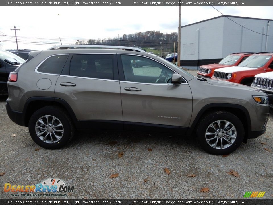 2019 Jeep Cherokee Latitude Plus 4x4 Light Brownstone Pearl / Black Photo #7