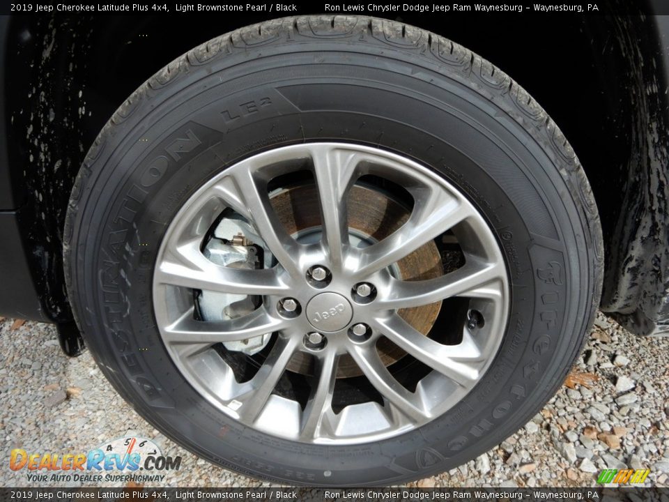 2019 Jeep Cherokee Latitude Plus 4x4 Light Brownstone Pearl / Black Photo #10