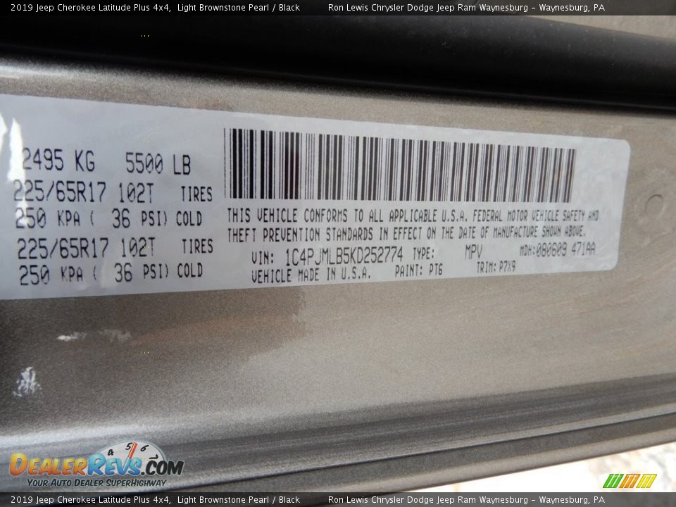 2019 Jeep Cherokee Latitude Plus 4x4 Light Brownstone Pearl / Black Photo #15