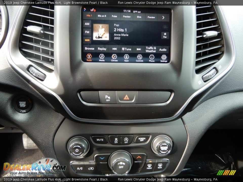 2019 Jeep Cherokee Latitude Plus 4x4 Light Brownstone Pearl / Black Photo #20