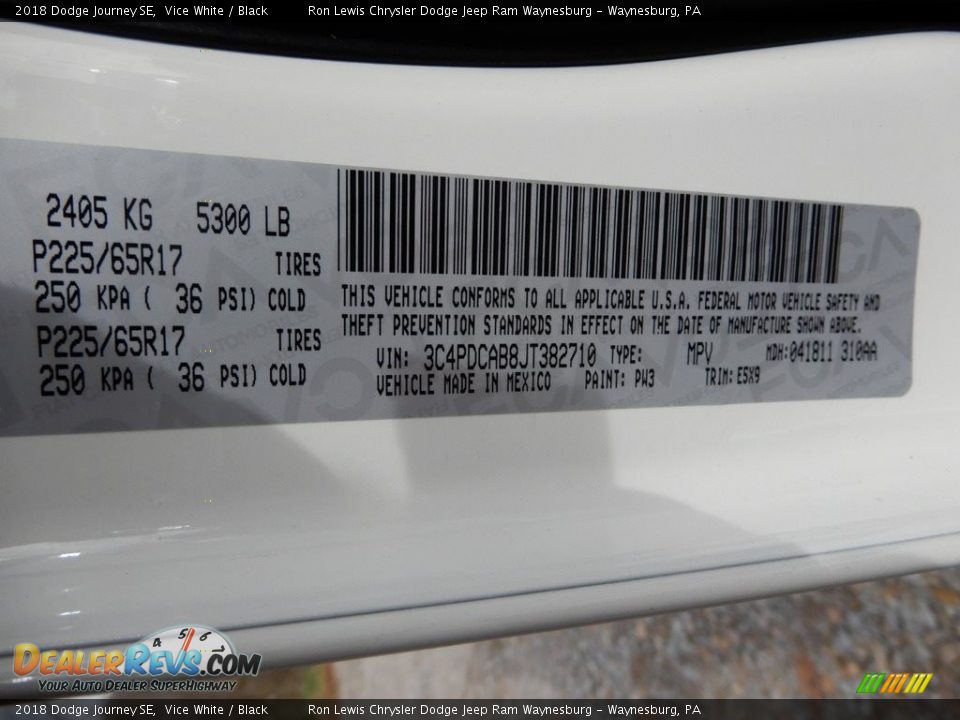 2018 Dodge Journey SE Vice White / Black Photo #16