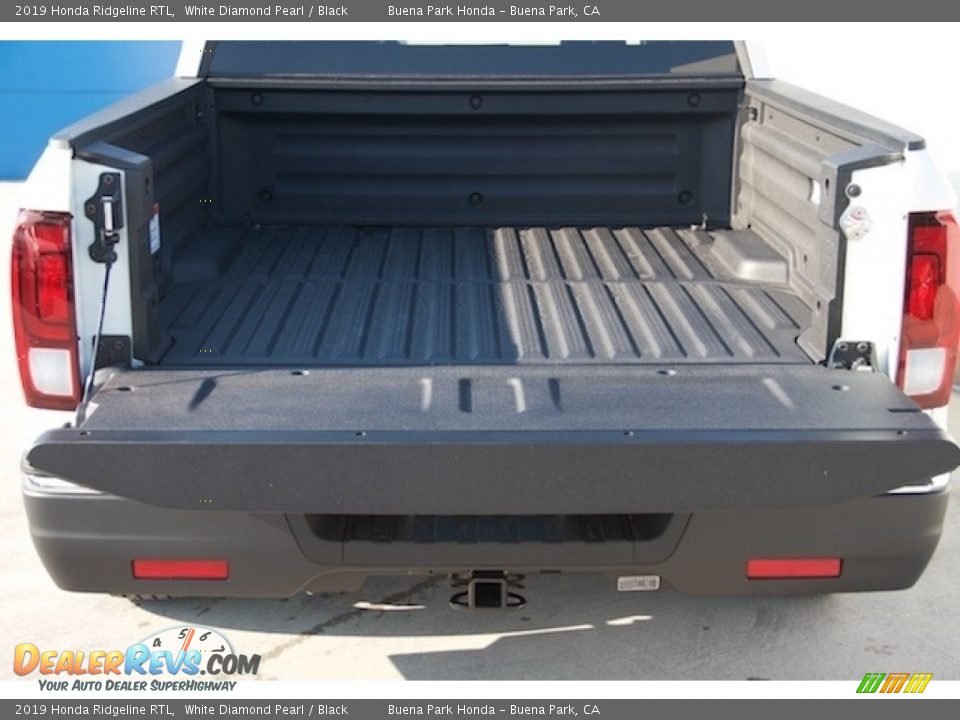 2019 Honda Ridgeline RTL White Diamond Pearl / Black Photo #4