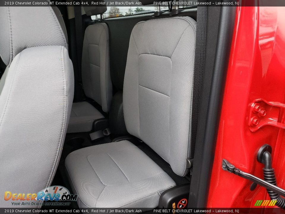 2019 Chevrolet Colorado WT Extended Cab 4x4 Red Hot / Jet Black/Dark Ash Photo #8