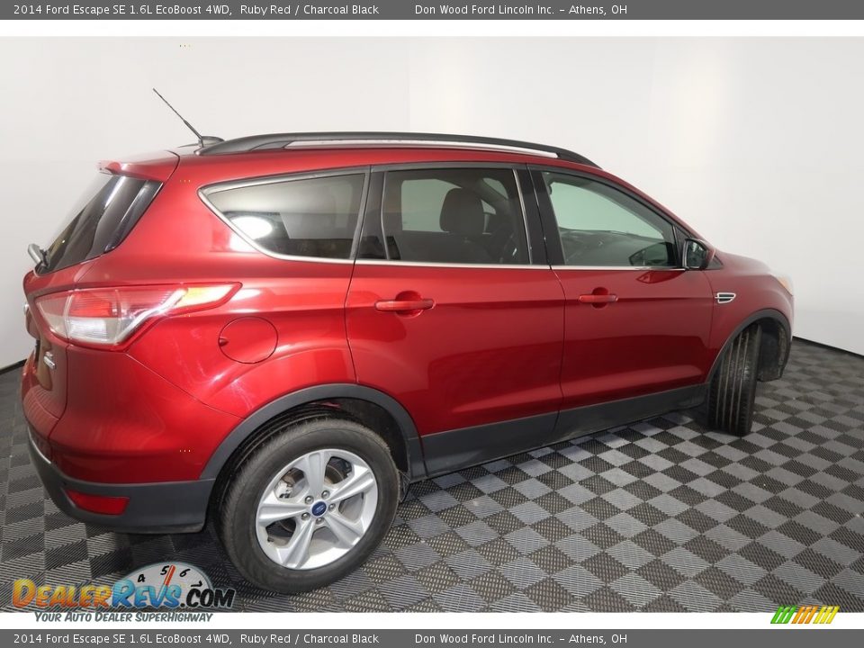 2014 Ford Escape SE 1.6L EcoBoost 4WD Ruby Red / Charcoal Black Photo #13