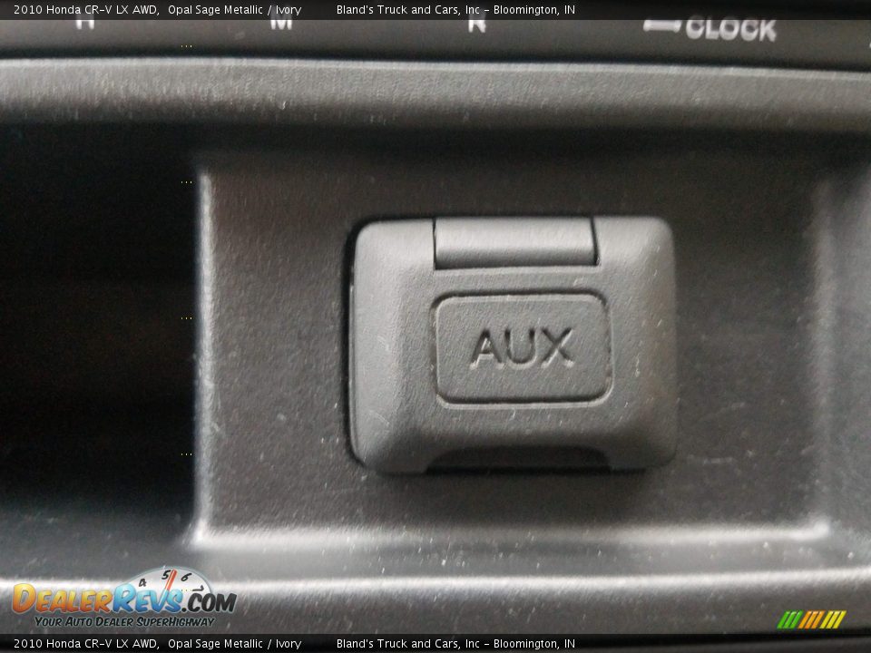 2010 Honda CR-V LX AWD Opal Sage Metallic / Ivory Photo #16