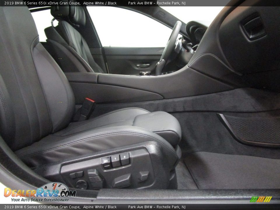 Front Seat of 2019 BMW 6 Series 650i xDrive Gran Coupe Photo #17