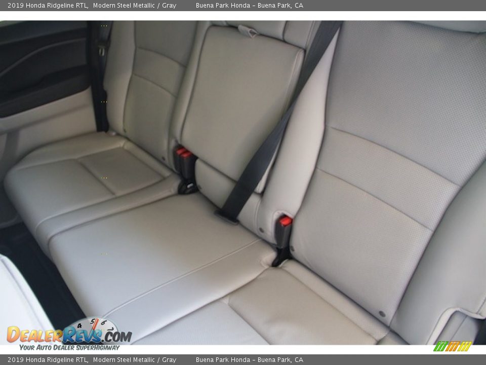 2019 Honda Ridgeline RTL Modern Steel Metallic / Gray Photo #13