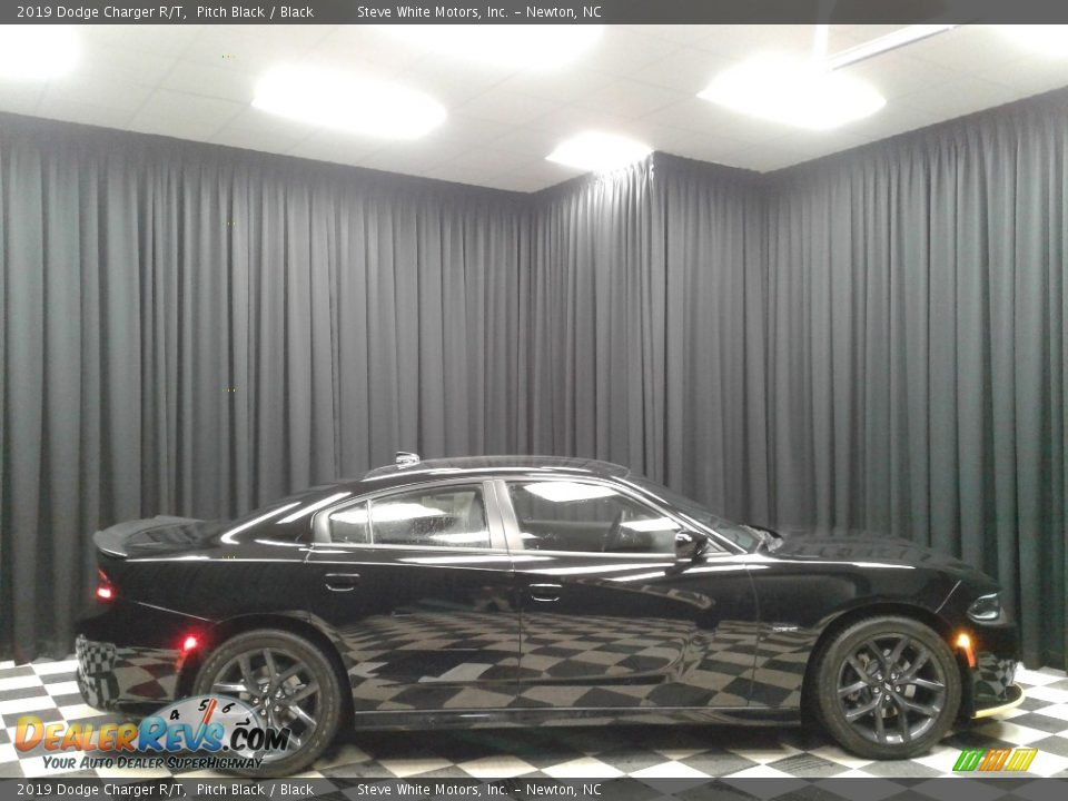 2019 Dodge Charger R/T Pitch Black / Black Photo #5