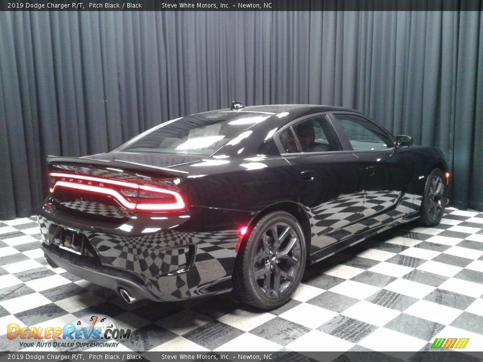 2019 Dodge Charger R/T Pitch Black / Black Photo #6