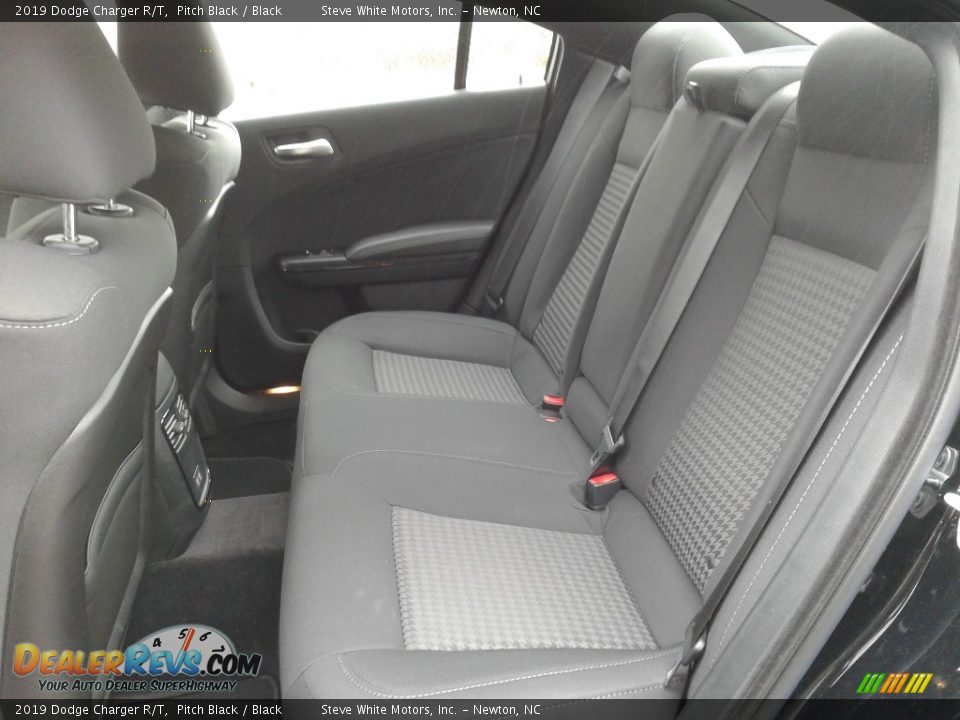 2019 Dodge Charger R/T Pitch Black / Black Photo #11