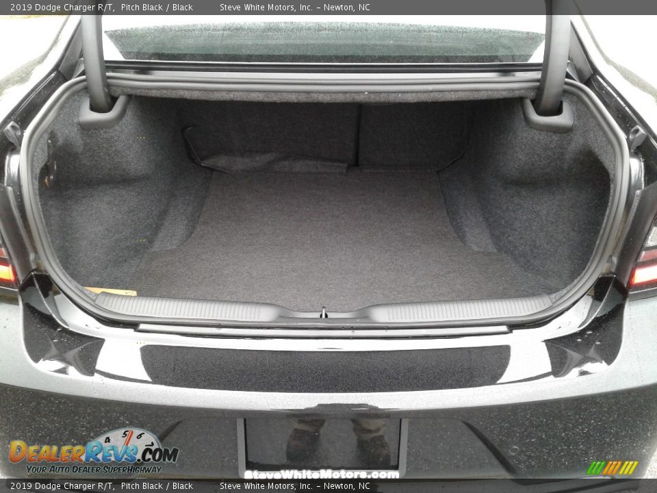 2019 Dodge Charger R/T Pitch Black / Black Photo #12