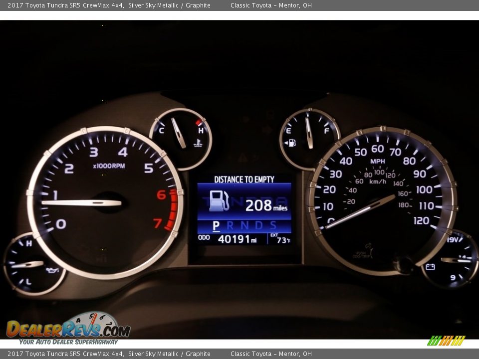 2017 Toyota Tundra SR5 CrewMax 4x4 Silver Sky Metallic / Graphite Photo #9