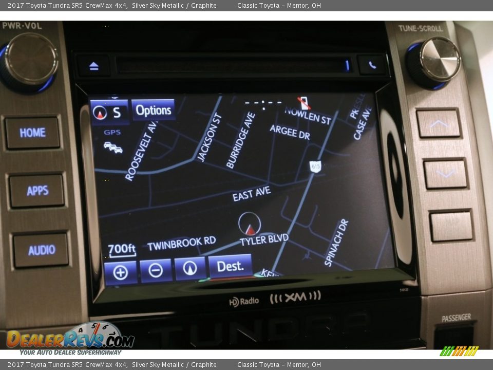 2017 Toyota Tundra SR5 CrewMax 4x4 Silver Sky Metallic / Graphite Photo #12