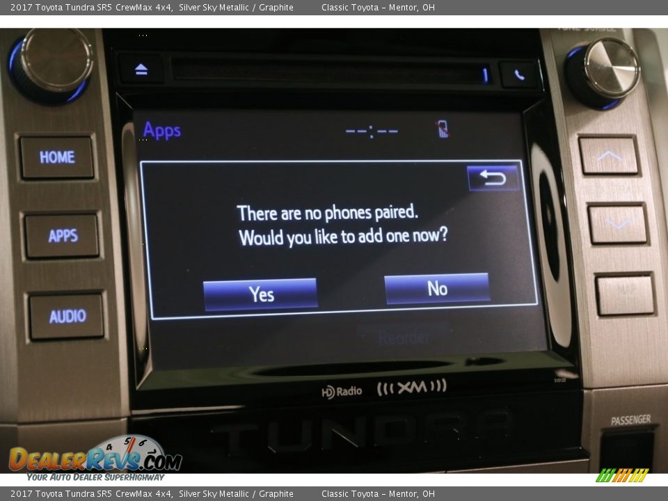 2017 Toyota Tundra SR5 CrewMax 4x4 Silver Sky Metallic / Graphite Photo #14