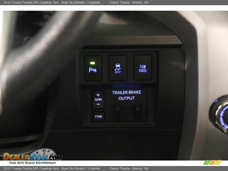 2017 Toyota Tundra SR5 CrewMax 4x4 Silver Sky Metallic / Graphite Photo #15