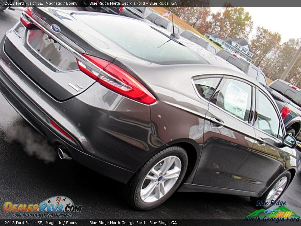2018 Ford Fusion SE Magnetic / Ebony Photo #33