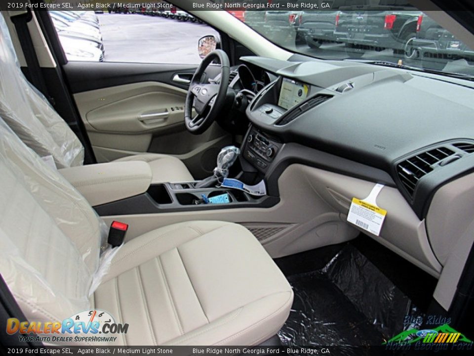 2019 Ford Escape SEL Agate Black / Medium Light Stone Photo #10