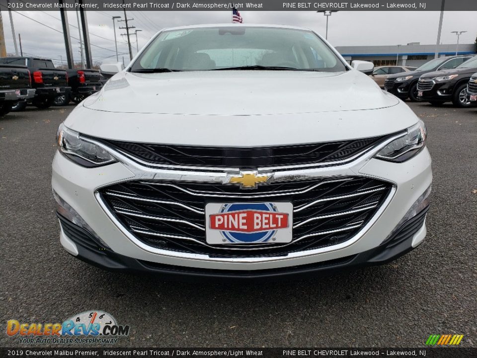 2019 Chevrolet Malibu Premier Iridescent Pearl Tricoat / Dark Atmosphere/Light Wheat Photo #2