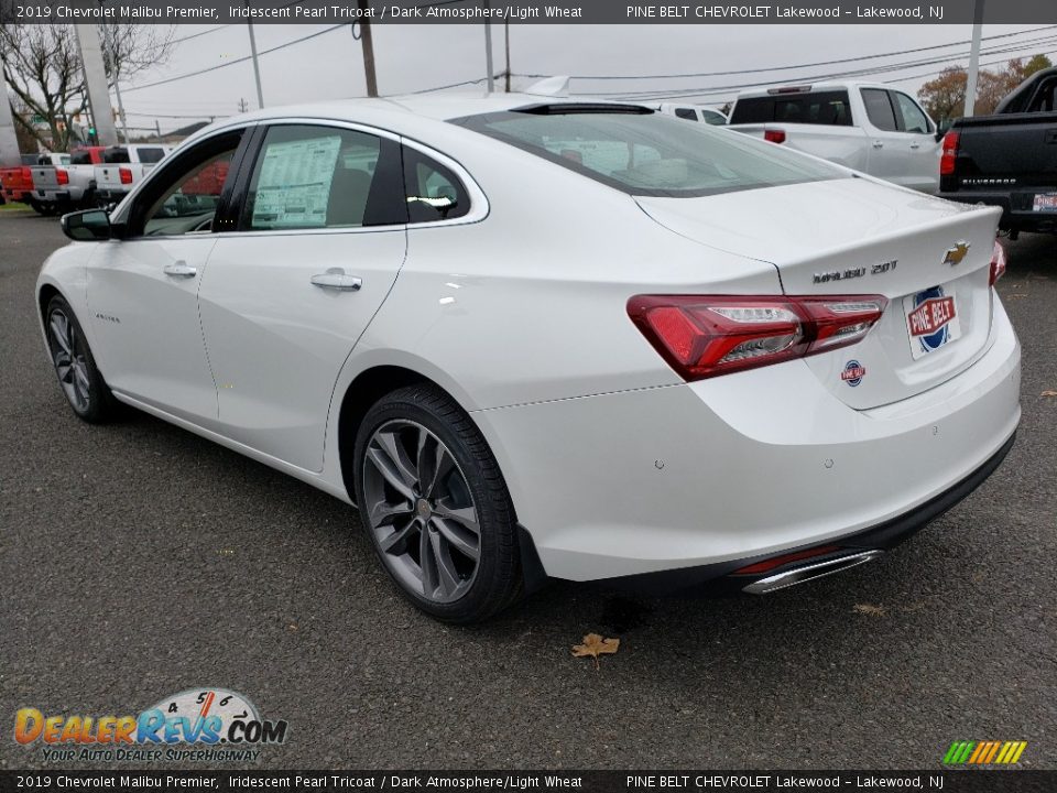 2019 Chevrolet Malibu Premier Iridescent Pearl Tricoat / Dark Atmosphere/Light Wheat Photo #4