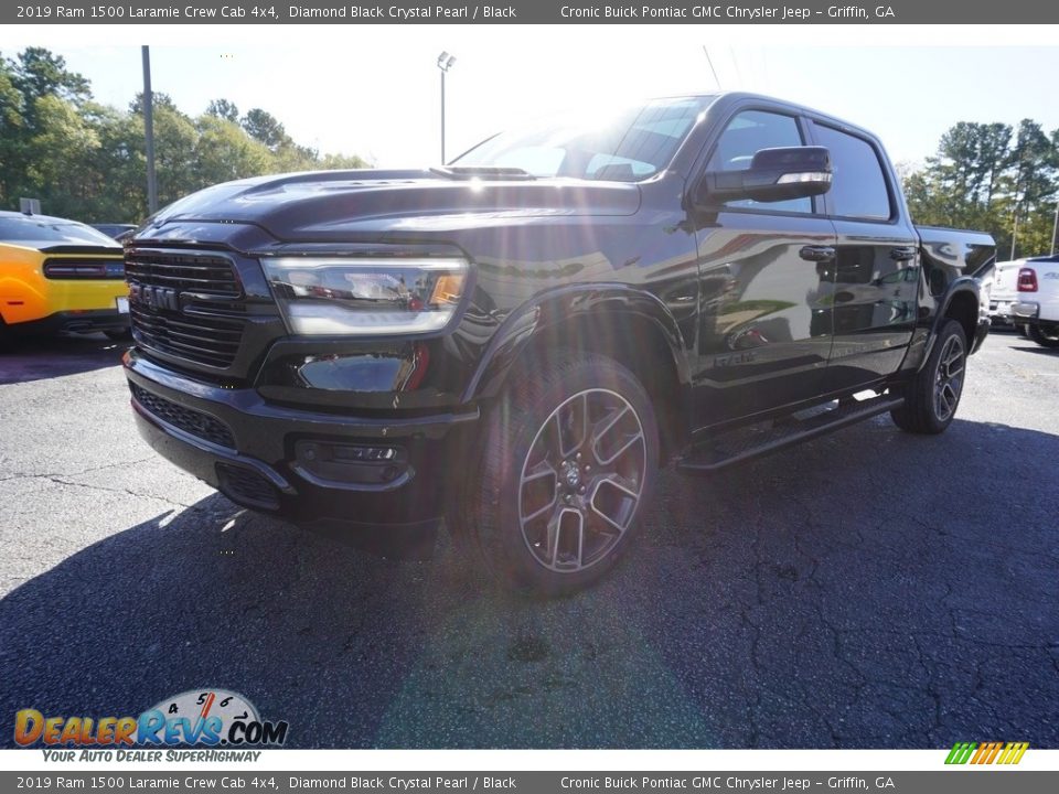 2019 Ram 1500 Laramie Crew Cab 4x4 Diamond Black Crystal Pearl / Black Photo #3