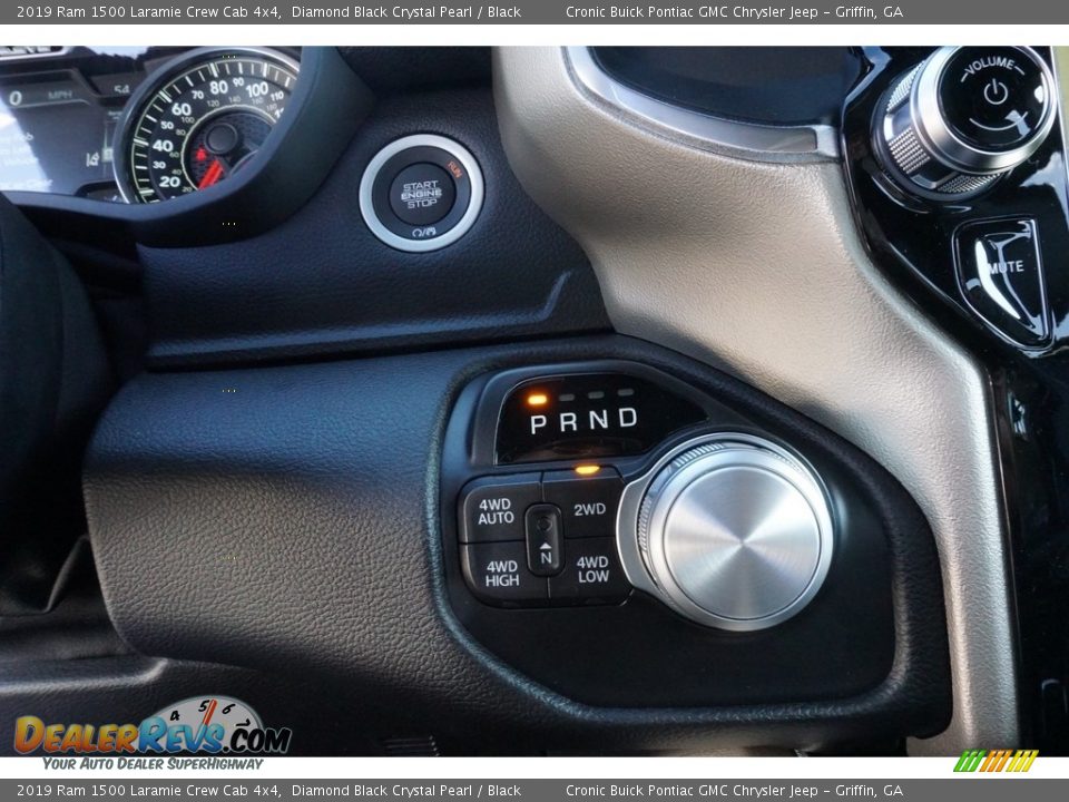 2019 Ram 1500 Laramie Crew Cab 4x4 Diamond Black Crystal Pearl / Black Photo #8