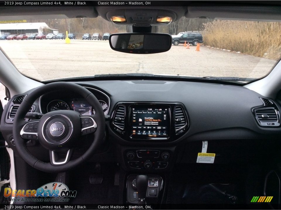 Dashboard of 2019 Jeep Compass Limited 4x4 Photo #11