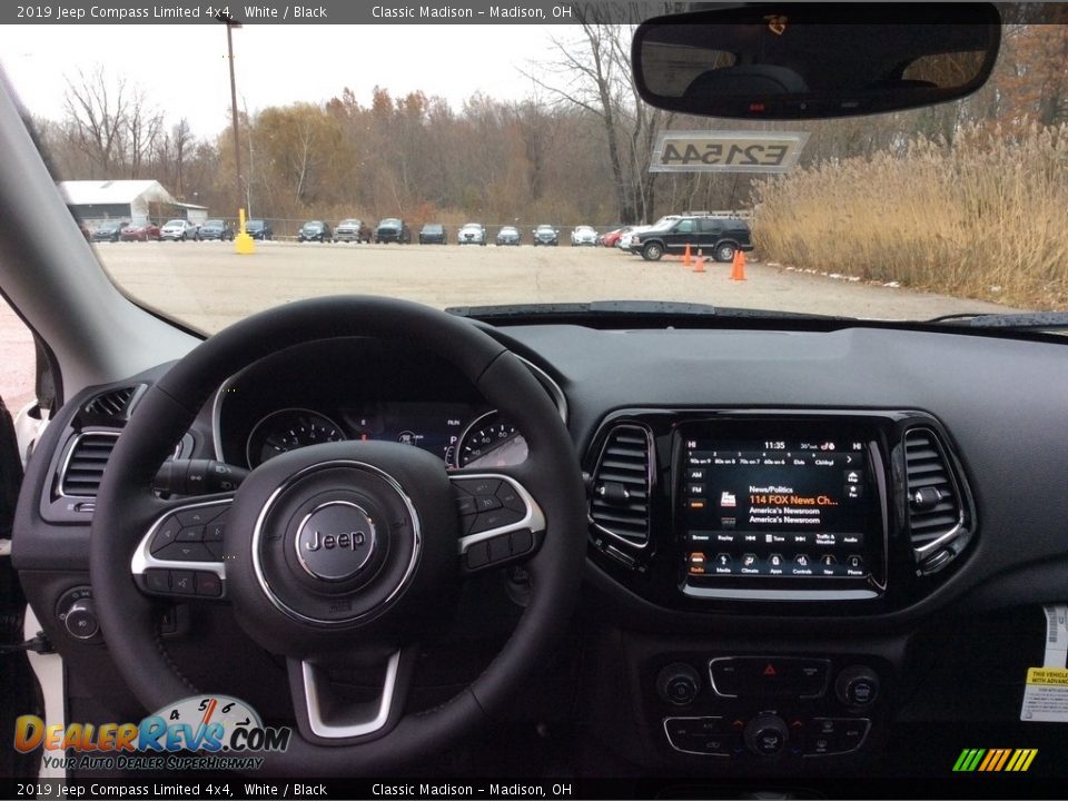 2019 Jeep Compass Limited 4x4 White / Black Photo #12