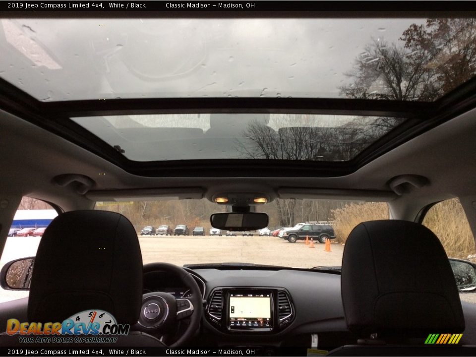 2019 Jeep Compass Limited 4x4 White / Black Photo #18