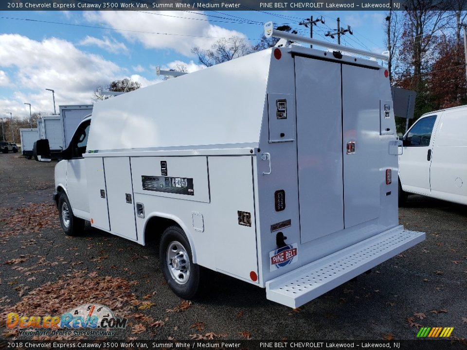 2018 Chevrolet Express Cutaway 3500 Work Van Summit White / Medium Pewter Photo #4