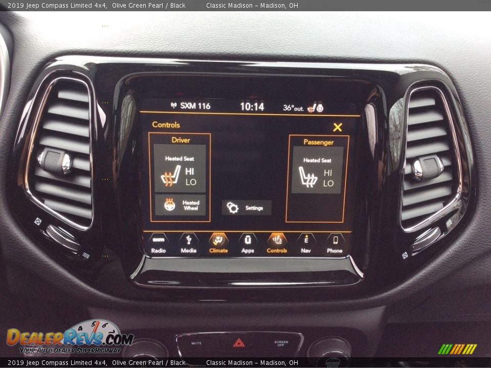 Controls of 2019 Jeep Compass Limited 4x4 Photo #14