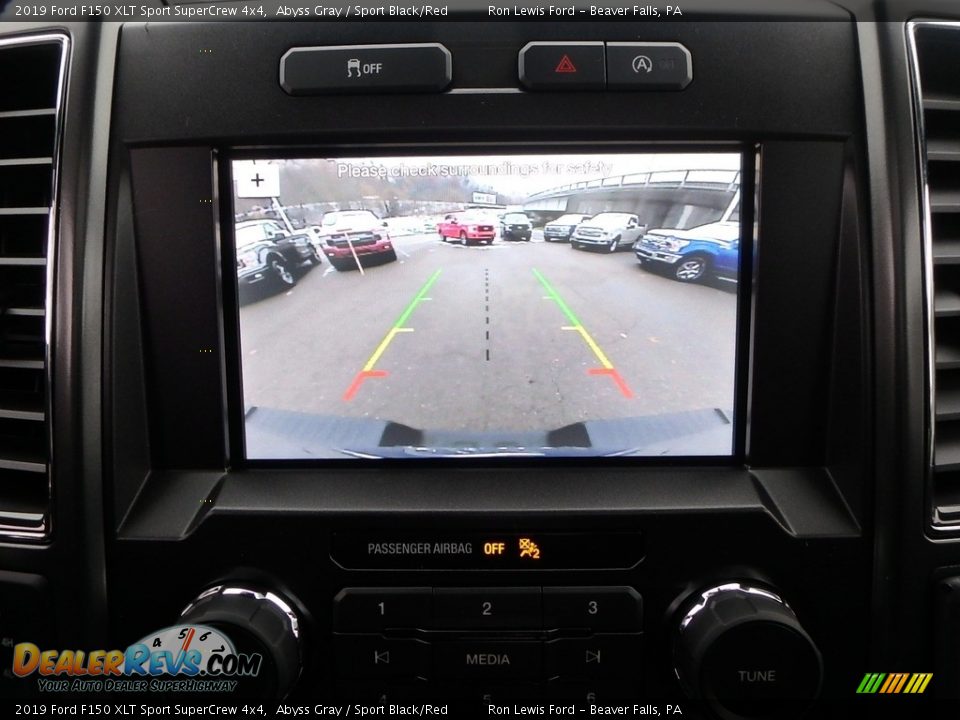 Controls of 2019 Ford F150 XLT Sport SuperCrew 4x4 Photo #19