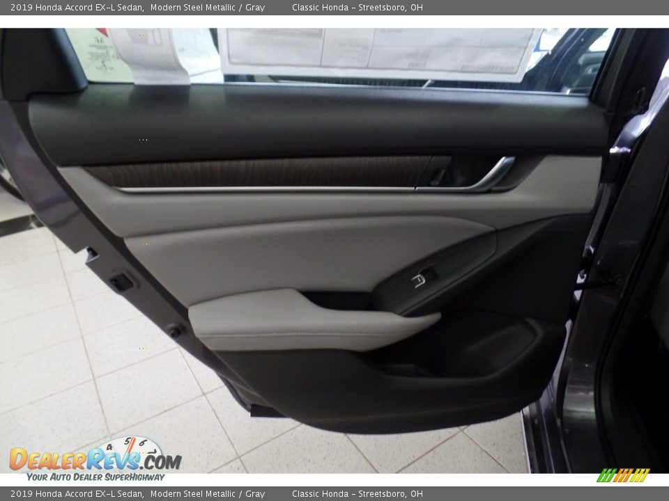 Door Panel of 2019 Honda Accord EX-L Sedan Photo #13