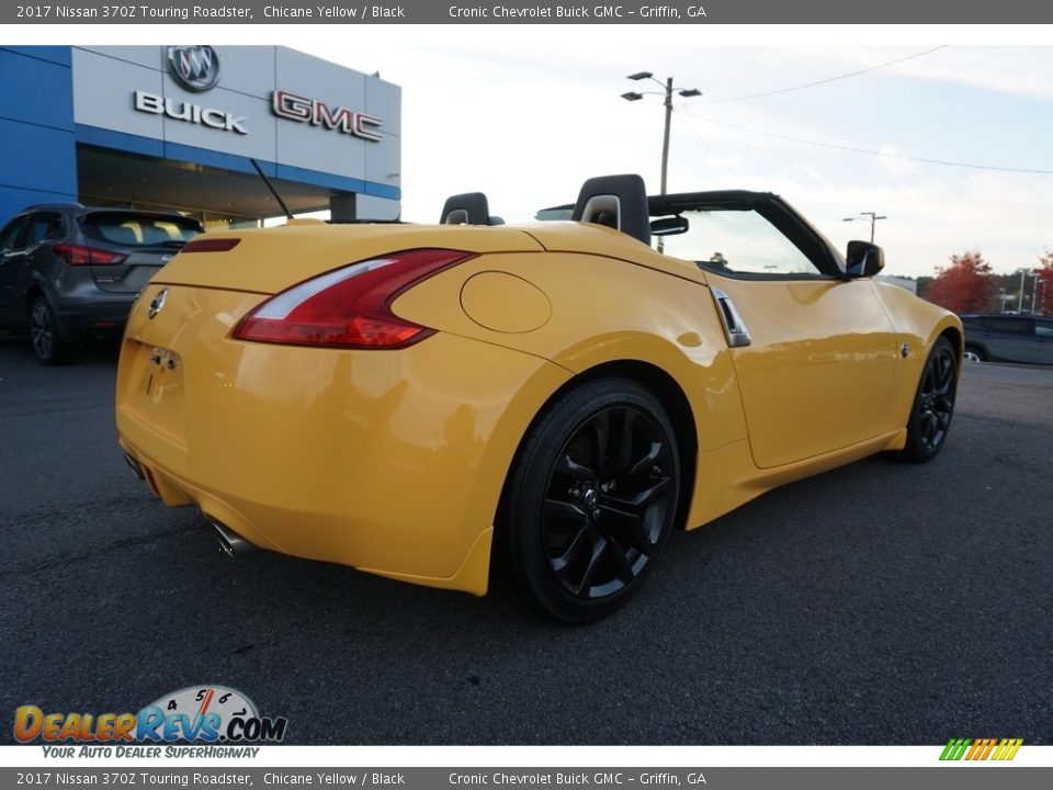 2017 Nissan 370Z Touring Roadster Chicane Yellow / Black Photo #13