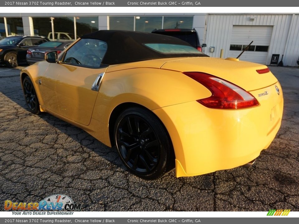 2017 Nissan 370Z Touring Roadster Chicane Yellow / Black Photo #19