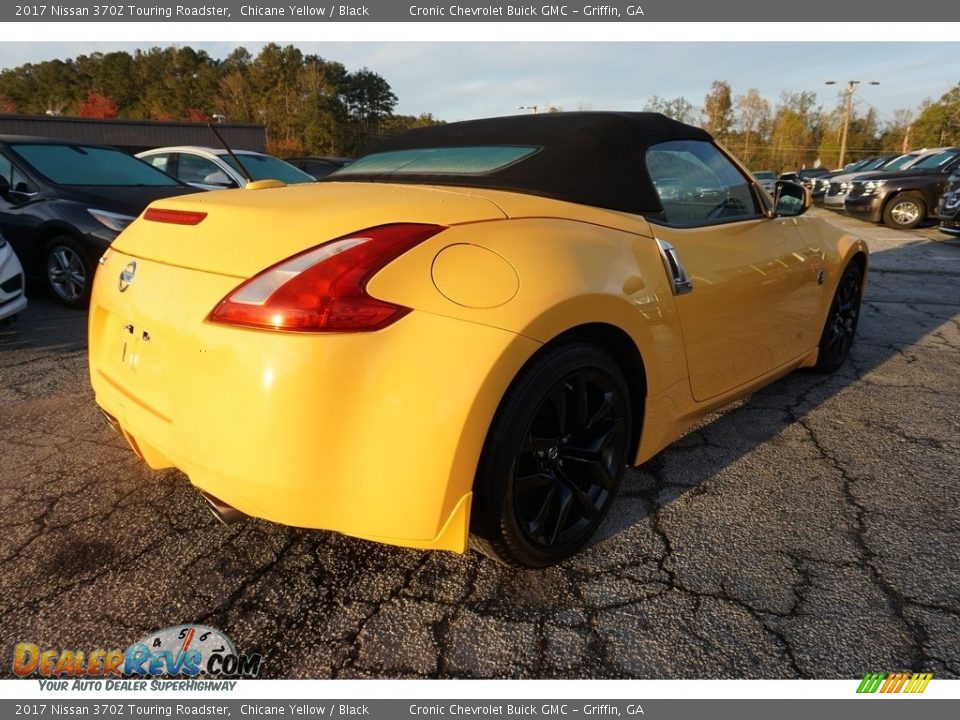 2017 Nissan 370Z Touring Roadster Chicane Yellow / Black Photo #20