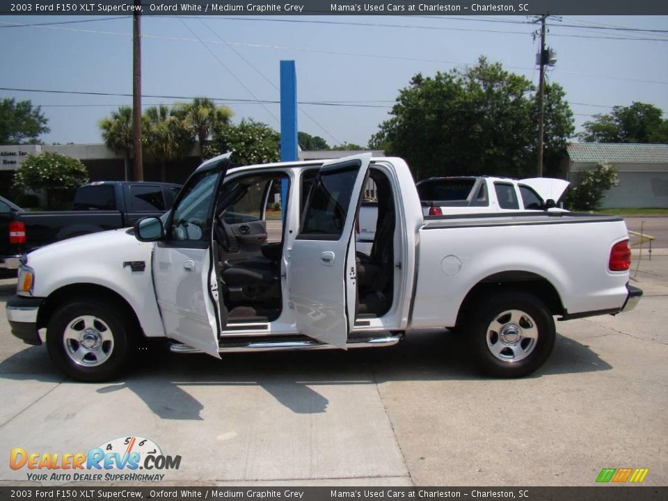 2003 Ford F150 XLT SuperCrew Oxford White / Medium Graphite Grey Photo #11