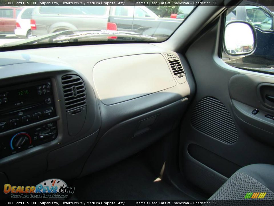 2003 Ford F150 XLT SuperCrew Oxford White / Medium Graphite Grey Photo #15