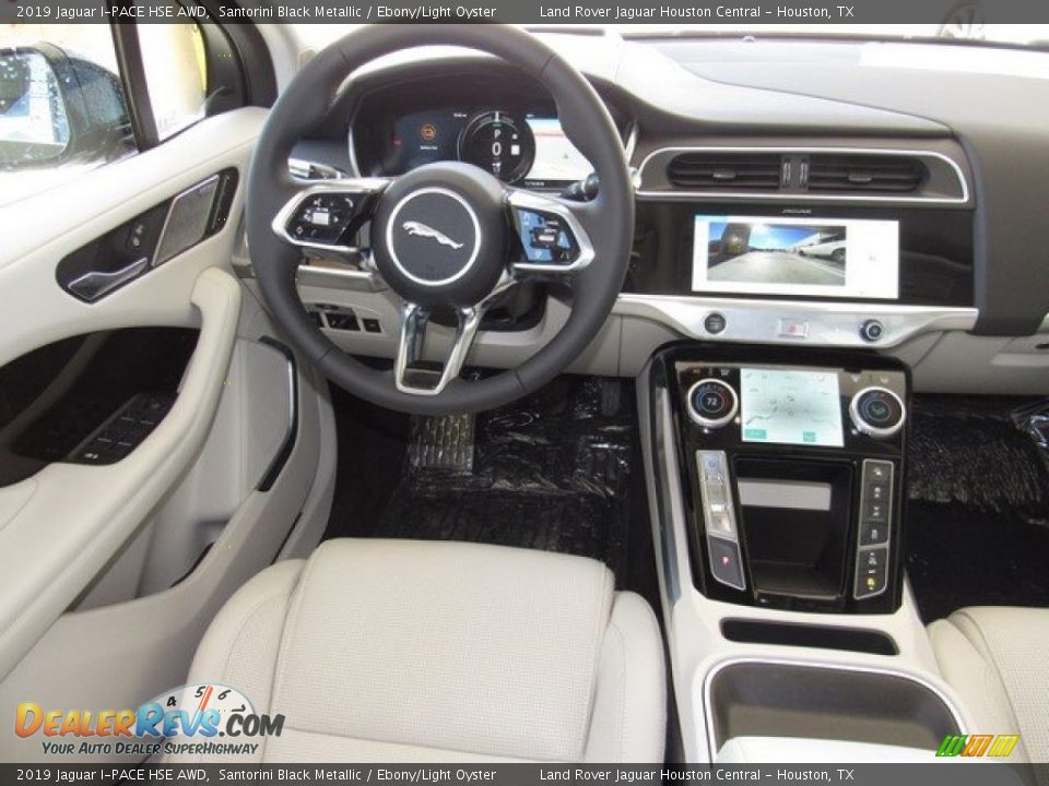 Dashboard of 2019 Jaguar I-PACE HSE AWD Photo #14