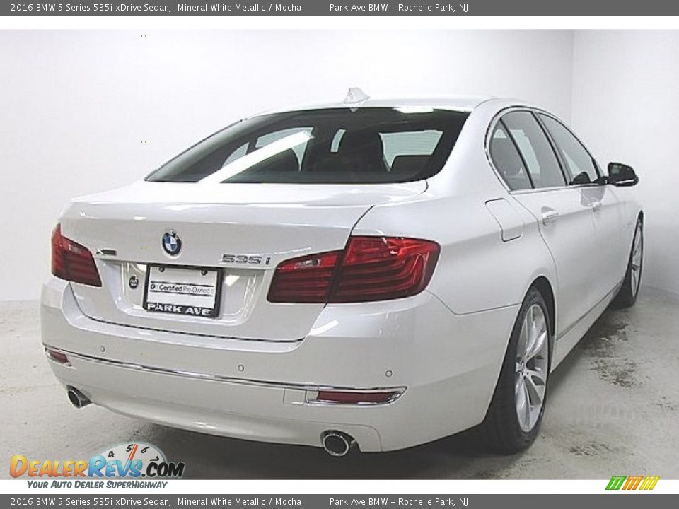 2016 BMW 5 Series 535i xDrive Sedan Mineral White Metallic / Mocha Photo #4