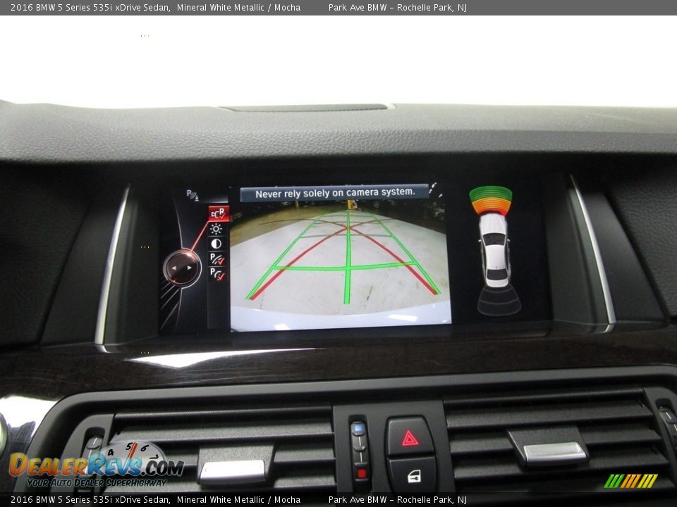 2016 BMW 5 Series 535i xDrive Sedan Mineral White Metallic / Mocha Photo #26