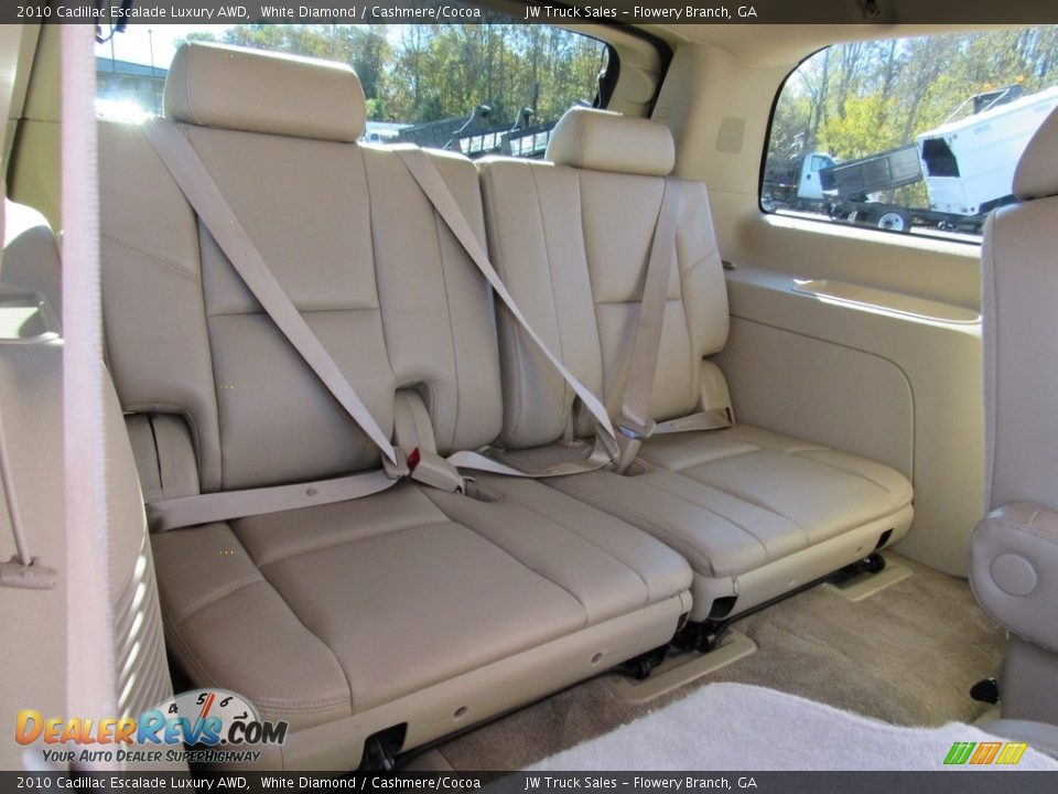 2010 Cadillac Escalade Luxury AWD White Diamond / Cashmere/Cocoa Photo #32